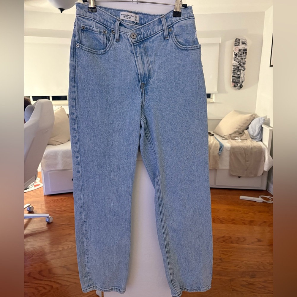 Abercrombie & Fitch Light Blue Women Jeans